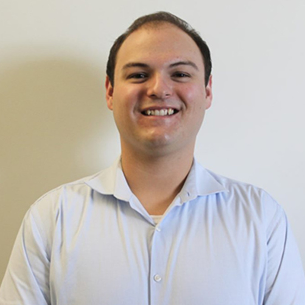 Travis Fischer headshot